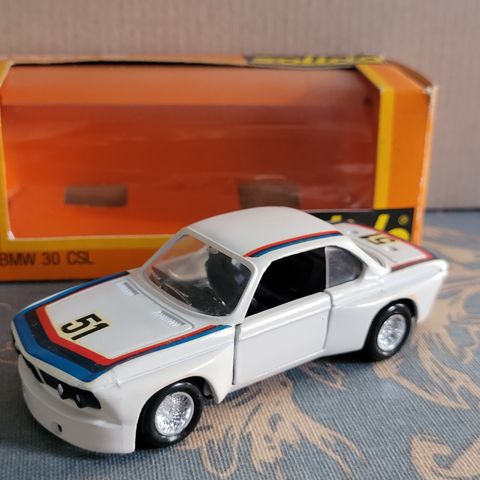 Solido BMW 3,0 CSL (skala 1:43)