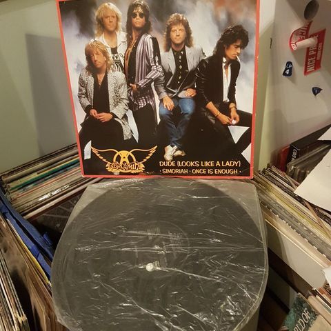 Aerosmith dude(looks like a lady)/simoriah/once is enough 12" EP, 45rpm