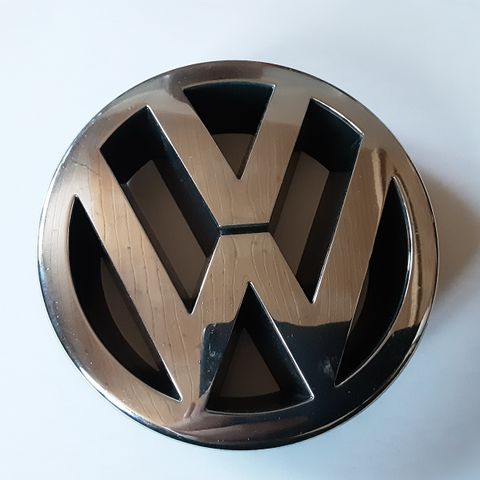 Volkswagen emblem selges