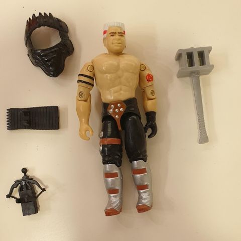 Vintage gi joe / action force figurer selges.