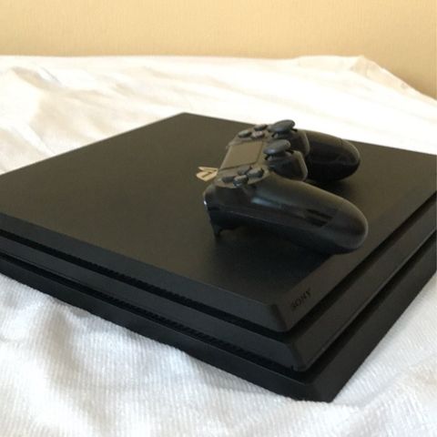 Veldig fin/som ny ps4 pro! Billig, SE PRIS!