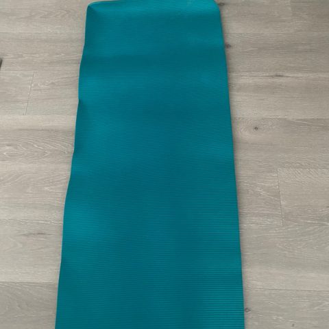 Yogamatte Airex selges + div treningsutstyr