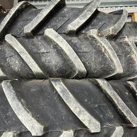 Sprøytehjul Michelin Agribib 20,8-38 og 16,9-28 520/85R38 og 420/85R28