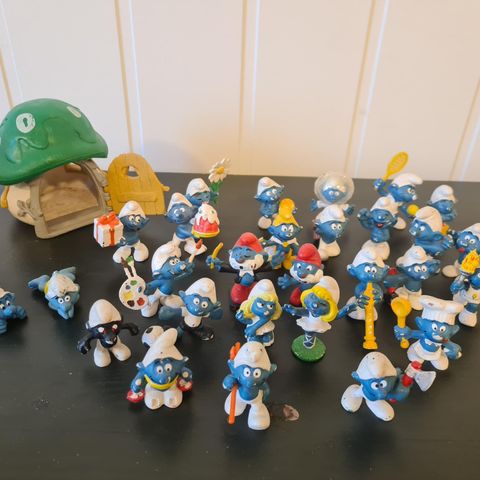 27 Smurf fra Peyo, Bully, Schleich figurer