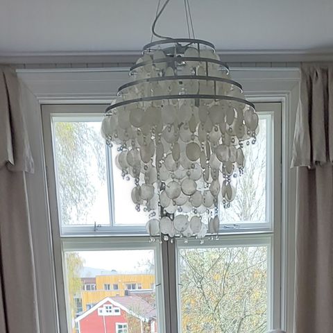 Skjell lampe