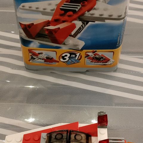 Lego creator 6741 mini jetfly.