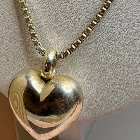 vakker sølv halskjede med hjerte