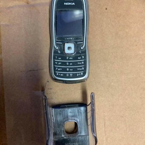 2stk eldre Mobiltelefoner Nokia 5500S og Siemens C45