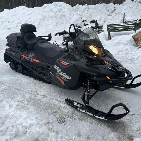 2017 Ski Doo Expedition Xtreme 800 selges i deler