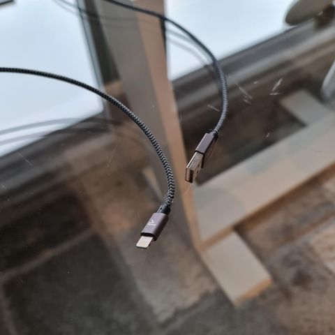 USB til Lightning Kabel, 2.1A, 1m, Nylon