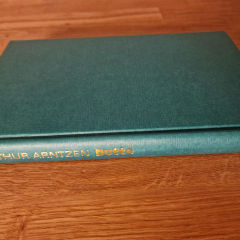 Dutte - boken om Harald Berg, av Arthur Arntzen