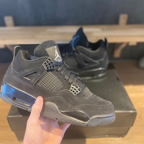 Jordan 4 Black Cats