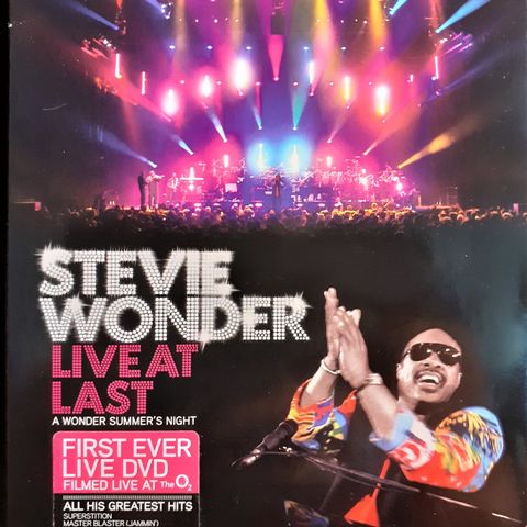 Stevie Wonder – Live At Last: A Wonder Summer's Night, 2009