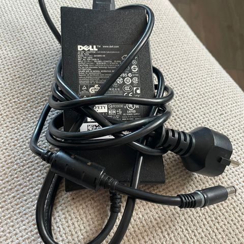 Dell ac Adapter Lader 19.5v 6.7A 130w