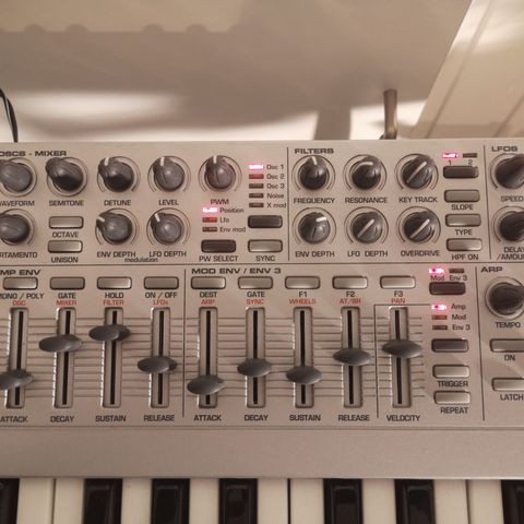 Synthesizer Novation X-Station 49 keys