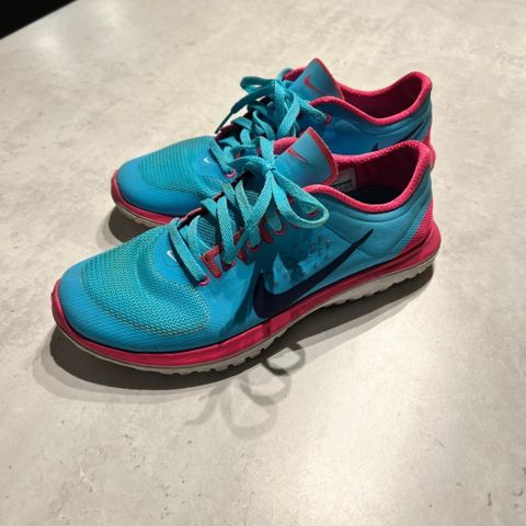 Nike sko str.37,5