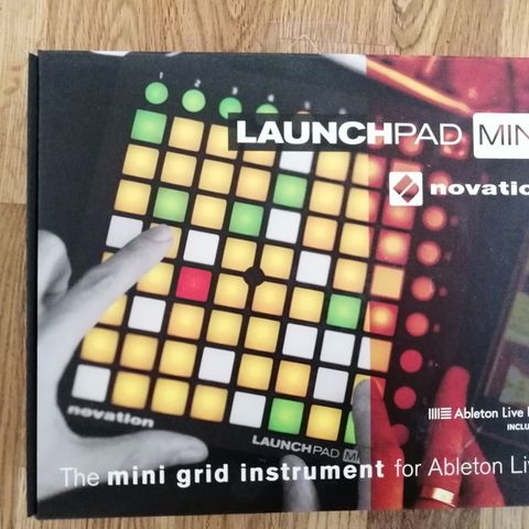 Launchpad MINI MK2 novation