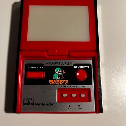 Nintendo game & Watch Marios bombs away