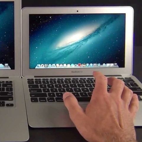 2011 apple macbook air 11”