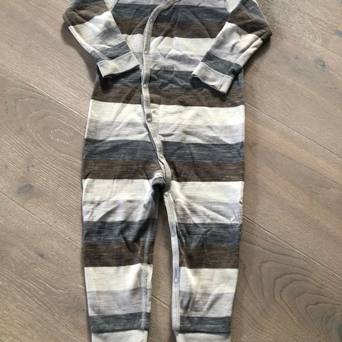 Hust&Claire ulldress/ullpysj strl. 86