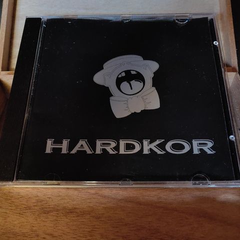 "Hardkor" cd by Svæveru
