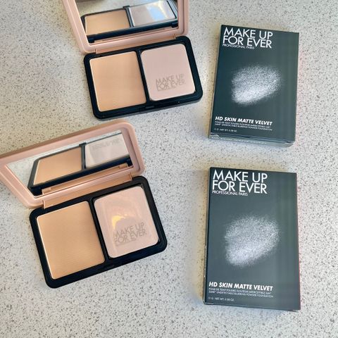 Make Up For Ever HD Skin Powder Foundation i to nyanser - helt nye og ubrukt