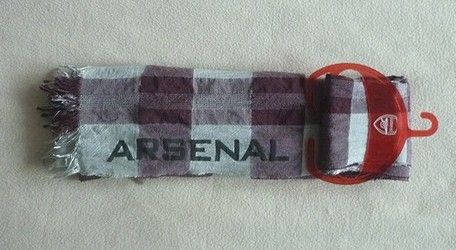 Vintage originalt Arsenal skjerf med Arsenal henger.