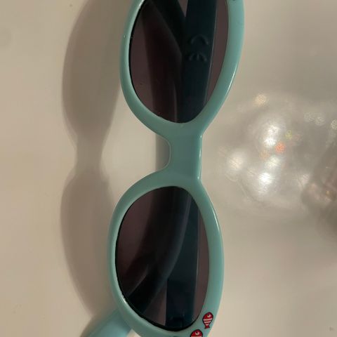 Solbriller til baby