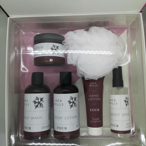 Jack Wills bathing gift set