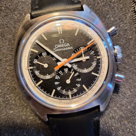 1963 OMEGA SEAMASTER CHRONOSTOP TACHYMETRE.