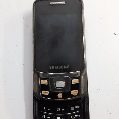 Samsung B5702