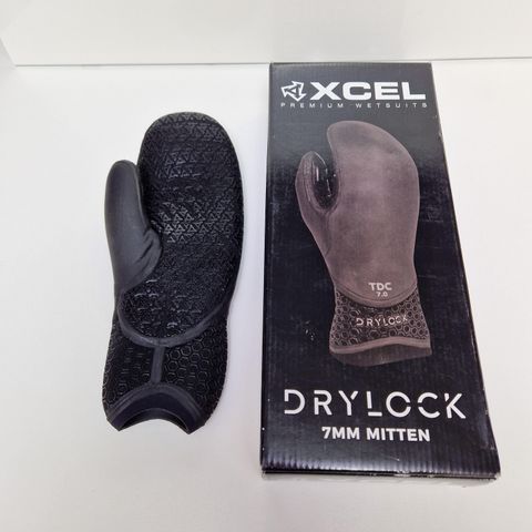 Xcel drylock 7mm mitt