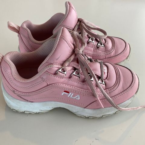 Fila sko str 32