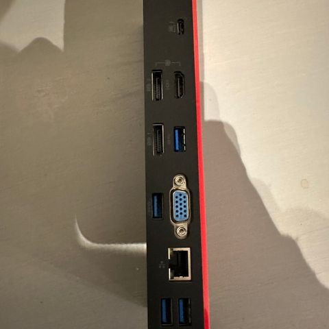 Lenovo Thinkpad Thunderbolt 3 Dock (passer alle PC-er med USB-C)