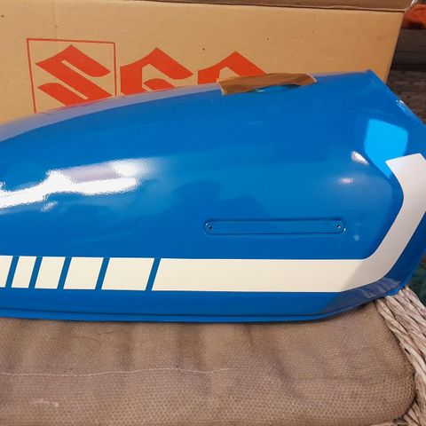 NOS  GT125 Tank