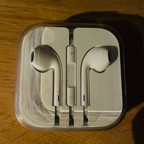Apple EarPods m plug