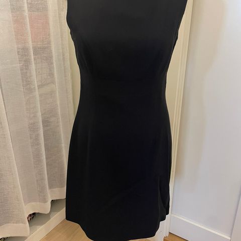 Den lille sorte - retro kjole fra 90 tallet