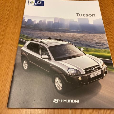 BILBROSJYRE - HYUNDAI TUCSON - 2004