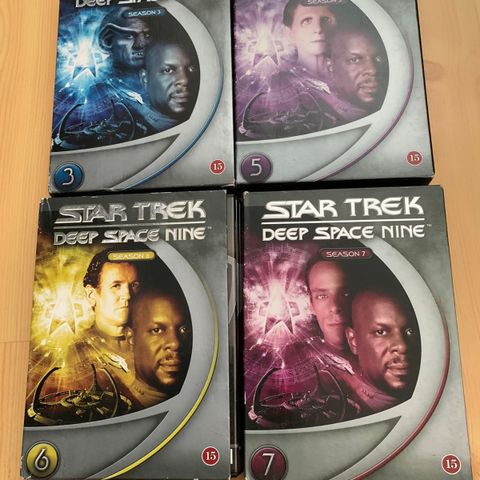 Star Trek Deep Space Nine sesong 3, 5, 6 og 7 på DVD med norsk tekst.