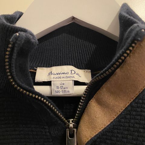 Massimo Dutti genser str 11-12 år (146-158)