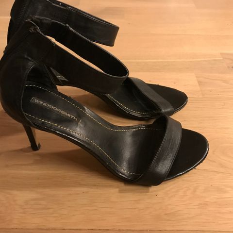 Pumps fra Windsor Smith str 39