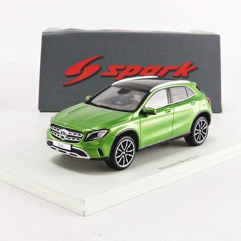 Mercedes Benz GLA  -  1:43  -  Spark