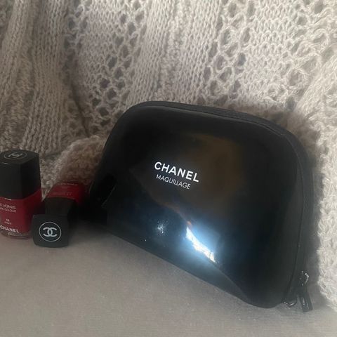 VIP Chanel sminkepung