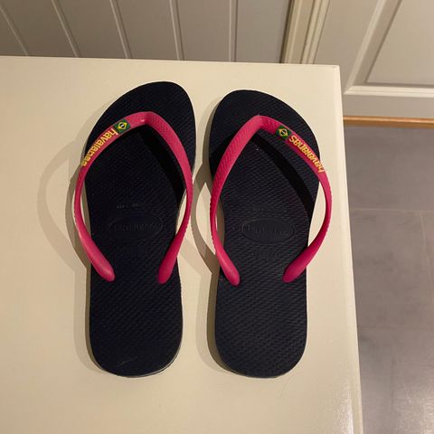 Havaianas flip flops