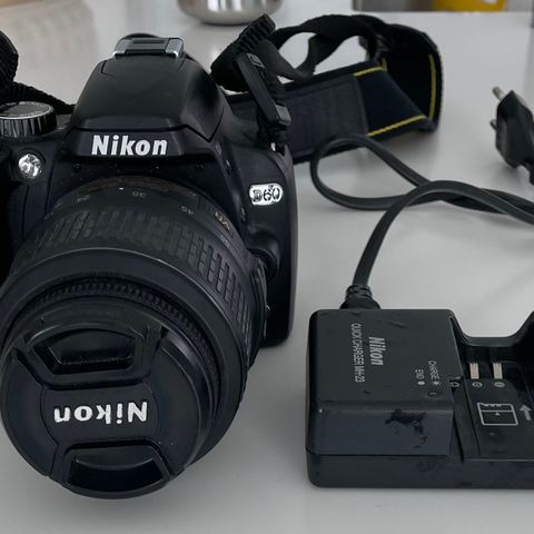 Nikon D60