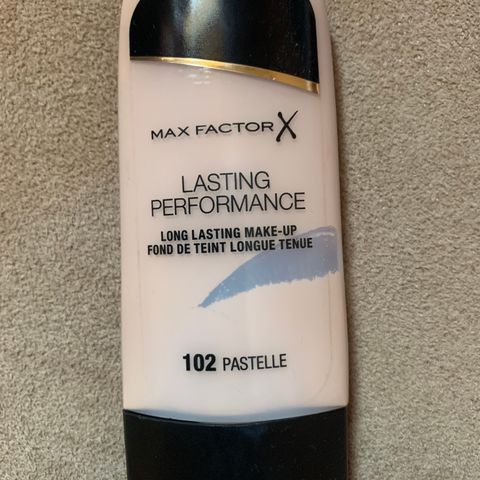 NY Max Factor Lasting Performance Foundation 102 Pastelle selges