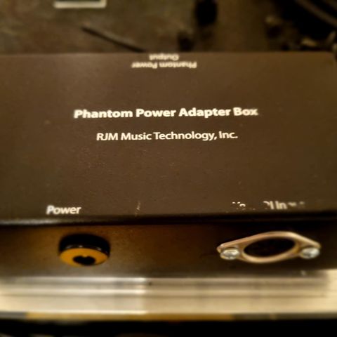 RJM phantom power boks