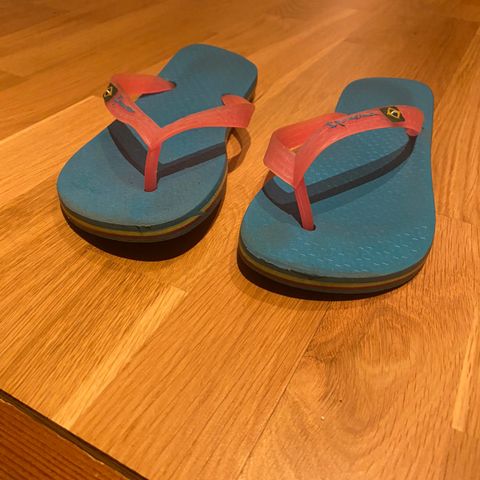 FLIP FLOPS STR 35 GIS BORT MOT HENTING