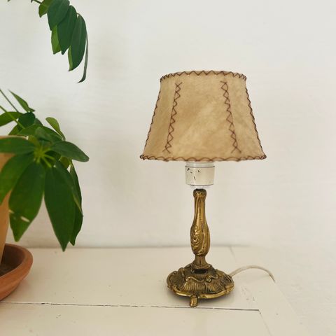 Vintage bordlampe i messing