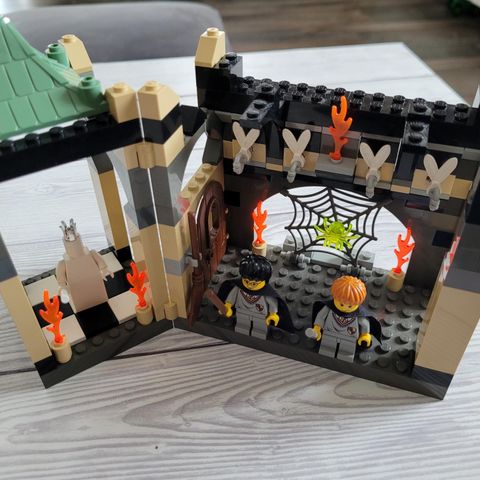 Lego Harry Potter: 4704 The Chamber of the Winged Keys